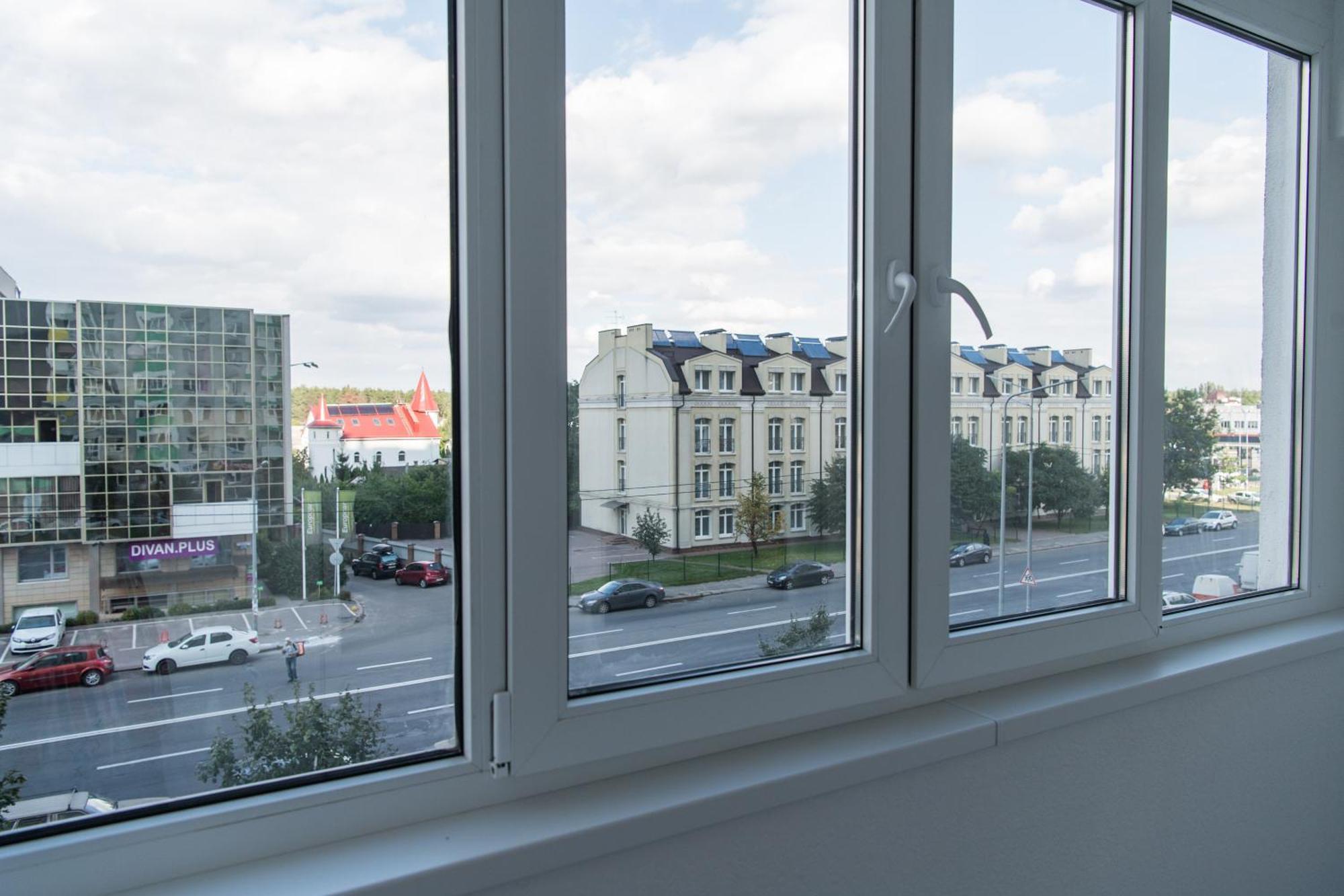 Myfreedom Апартаменти Метро Бориспільська Kijev Kültér fotó